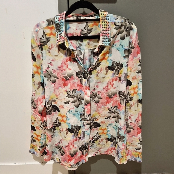 Sportsgirl Size 10 Floral Studded Button Up Shirt - Picture 2 of 8